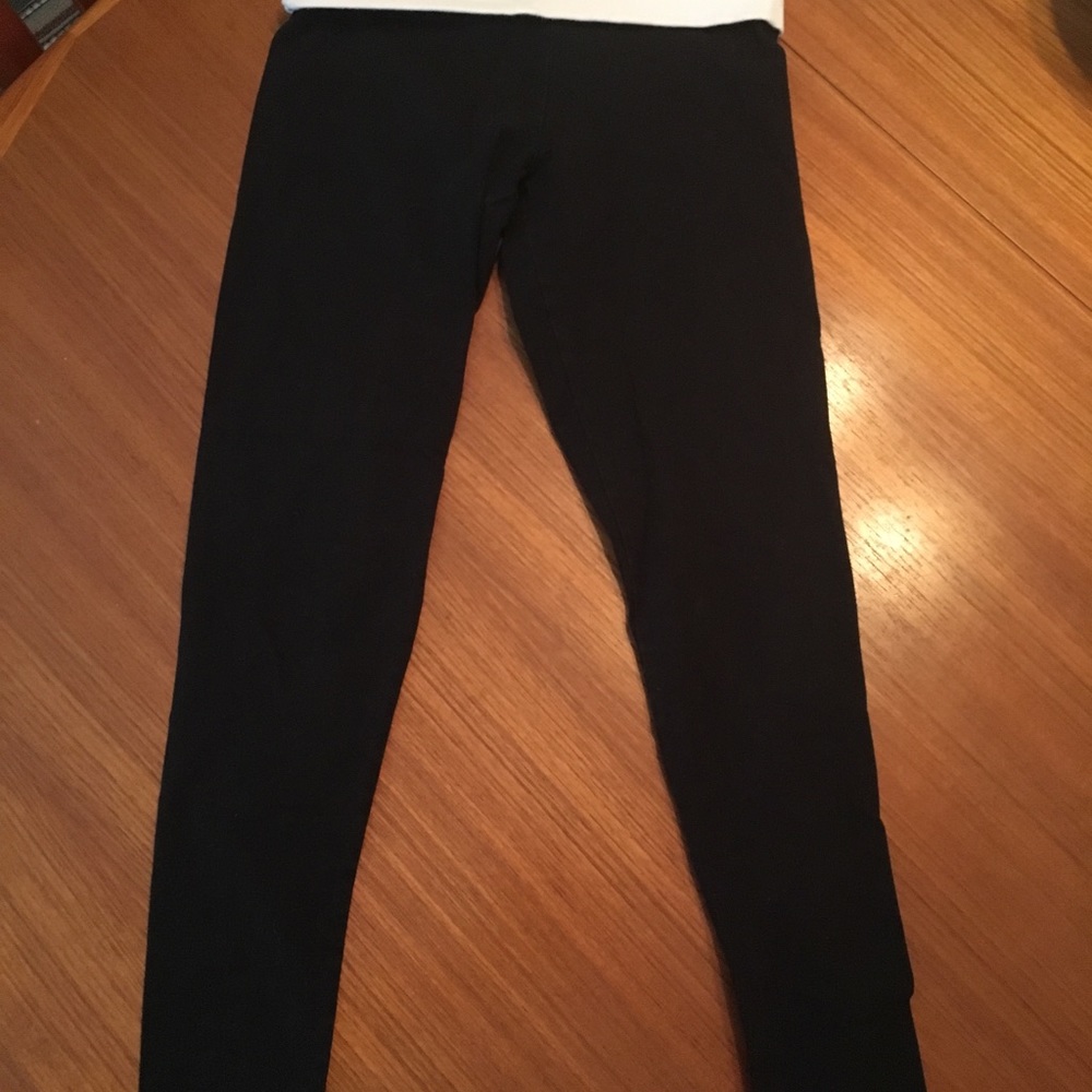Victoria’s Secret pink yoga leggings